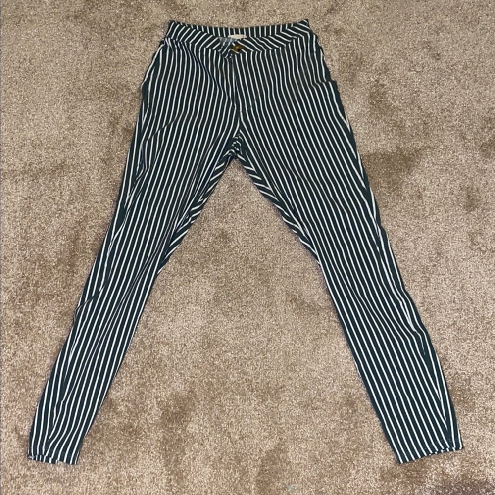 Green striped L.A. HEARTS pants